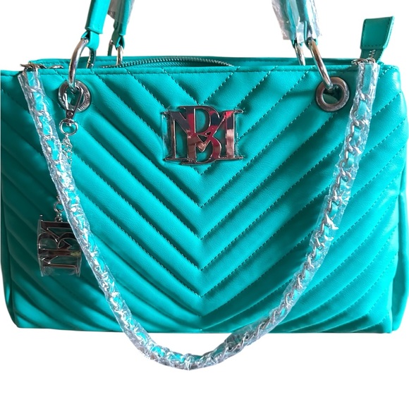 Badgley Mischka New beautiful - Picture 4 of 4